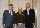 Dr. Florian Herrmann, General Cavoli und Innenminister Joachim Herrmann