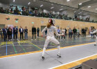 Herrmann als Zuschauer des Fechtfinales Damensäbel U13.