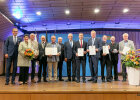 Gruppenfoto: Herrmann mit Geehrten