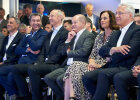 Blick in die Reihe: U.a. Söder, Scholz und Herrmann