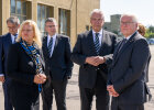 5. September 2022: Innenminister Joachim Herrmann mit Bundespräsident Dr. Frank-Walter Steinmeier und Bundesinnenministerin Nancy Faeser sowie Staatsminister Dr. Florian Herrmann bei der Gedenkveranstaltung anlässlich 50 Jahre Olympiaattentat auf dem Fliegerhorst in Fürstenfeldbruck: "Dieses 'Massaker von München' war und ist ein Einschnitt für die Stadt, für unser Land, für uns alle. Dieser menschenverachtende Terrorakt hinterlässt bis heute tiefe Wunden."