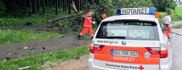 Einsatzfahzeug mit Notarzt